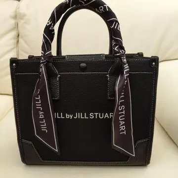 JILL by JILL STUART 블랙 핸드백 스카프