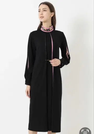 레오나르 가을/겨울 블랙 원피스 42 택 포함 미사용