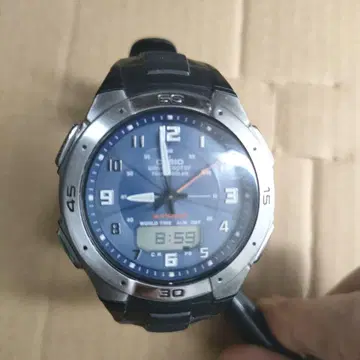새상품급 CASIO WAVE CEPTOR 솔라 시계
