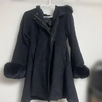 ROJITA 백리본 후디 코트 블랙