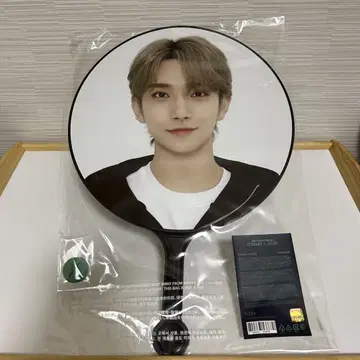 SEVENTEEN 조슈아 부채