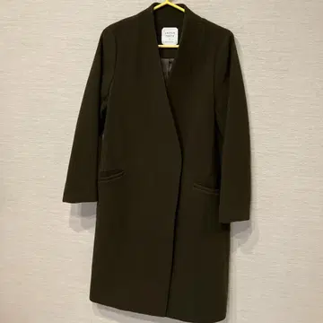 UNITED TOKYO 노카라 체스터 코트 올리브