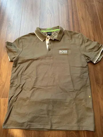 HUGO BOSS 카키 브라운 피케 셔츠