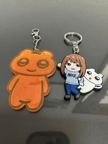 독오타 아키 키링 2개 세트