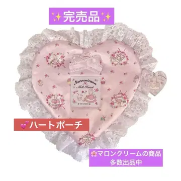 완판 미개봉 새상품 이세탄 산리오 멜트 하트 마론 크림 하트 파우치