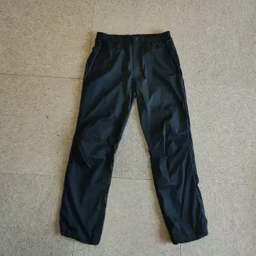 블랙 사이드 라인 스트레이트 팬츠