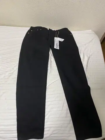 PURPLE BRAND 스트레이트 데님 블랙 시착만 한 상품