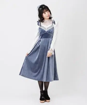 axes femme POETIQUE 스트라이프 벨로아 원피스