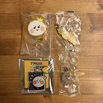 treasure truz YOCHI 메지루시 액세서리