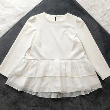 현행 SONO 에어리 페플럼 풀오버 튤 도트 화이트 1
