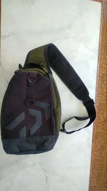 다이와 원 숄더백