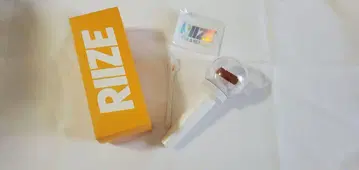 RIIZE 응원봉 화이트 케이스 포함