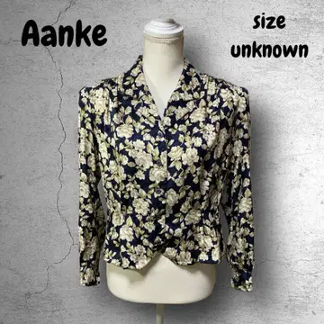 2523 [ Aanke ] 셔츠 블라우스 꽃무늬 네이비 어깨 패드