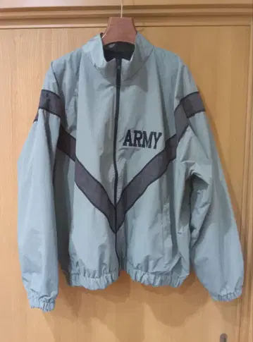 새상품급 us.army ipfu jacket XL short