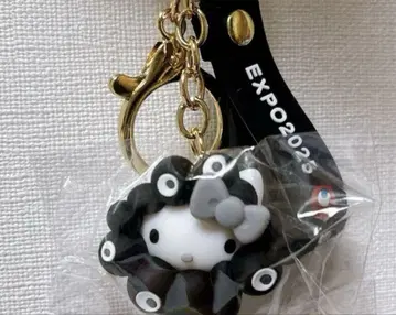 오사카 간사이 박람회 산리오 키티 블랙 미야쿠미야쿠 키링