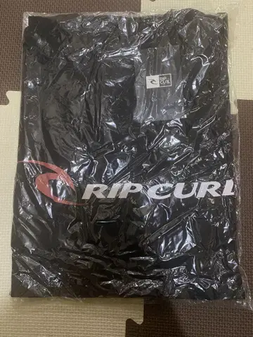 RIP CURL 블랙 T셔츠 미개봉