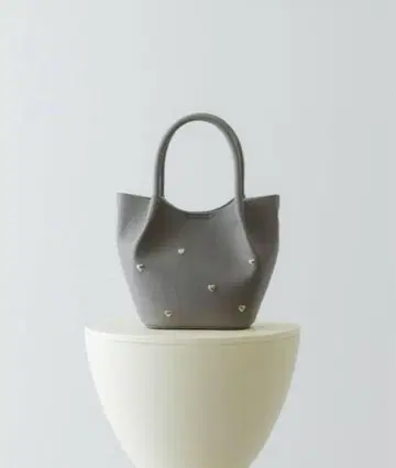하트 스터드 숄더백 RODE SKO 로데스코