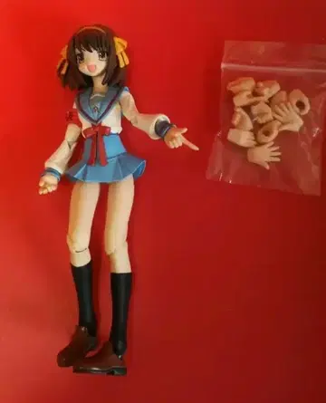 스즈미야 하루히 피규어 약 15cm 교환용 손목 포함