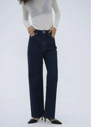 새상품 택 포함 CLANE SECOND DENIM PANTS 블루1