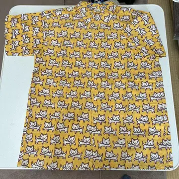 오카카 반팔 셔츠