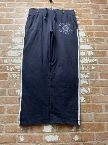 90s 올드 유니클로 UNIQLO 스웨트 팬츠 Yankees 구제 의류