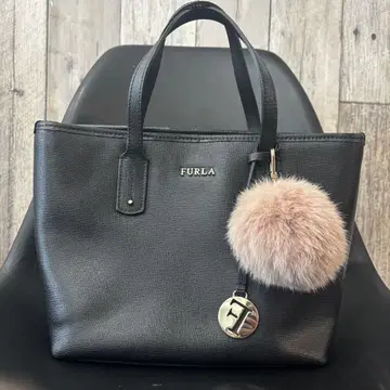 FURLA 블랙 토트백 퍼 포함