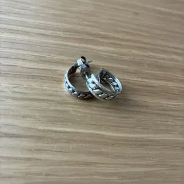 실버 뜨개질 디자인 후프 귀걸이