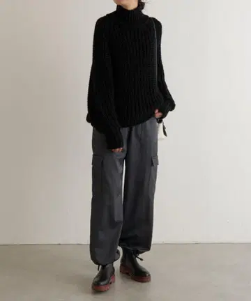 비어즐리 새틴 카고 팬츠