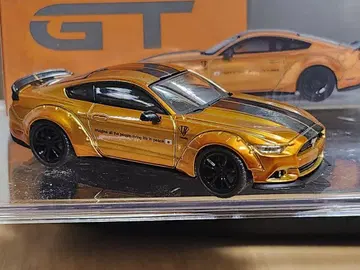 MINIGT LB -WORKS FORD MUSTANG LB Gold