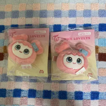 TWICE LOVELYS GiGO 봉제 인형 헤어 클립 모모