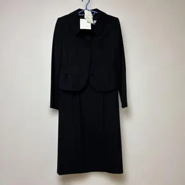 YUKI TORII 블랙 수트 사이즈 38