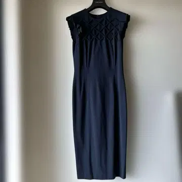 ESCADA 다크 네이비 슬리브리스 원피스