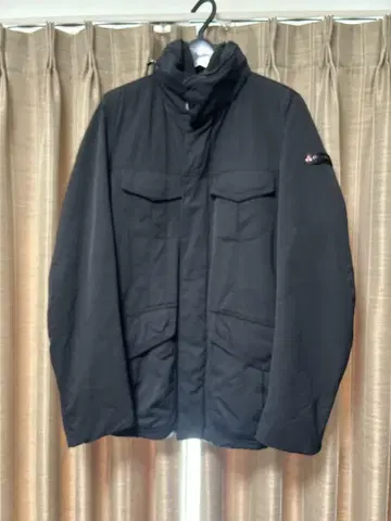 가격 인하 협상 가능 PEUTEREY 나일론 자켓