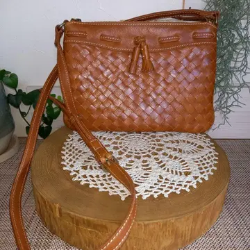 Dakota 브라운 뜨개질 가죽 숄더백 최종 가격