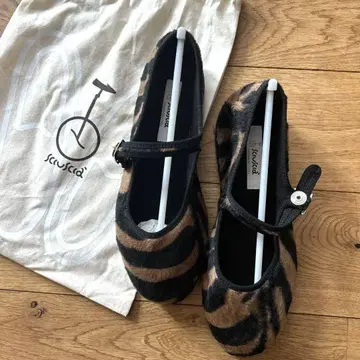 미사용! Sciuscia 슈샤 플랫슈즈 37