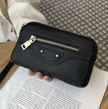 미사용 새상품 가죽 클러치백 파우치 블랙 천연 가죽