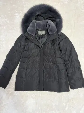 UNITED ARROWS 퍼 포함 블랙 다운 자켓 M 사이즈