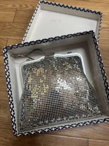 율리아나 메탈 메쉬 백
