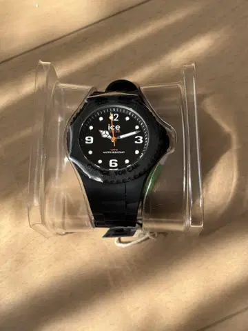 ice 아날로그 손목시계 블랙