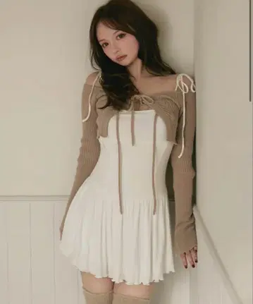 andmary Nei 니트 세트 플레어 드레스 베이지