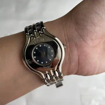 MCM 손목시계