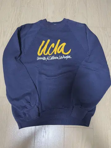 vintage UCLA 네이비 크루넥 맨투맨