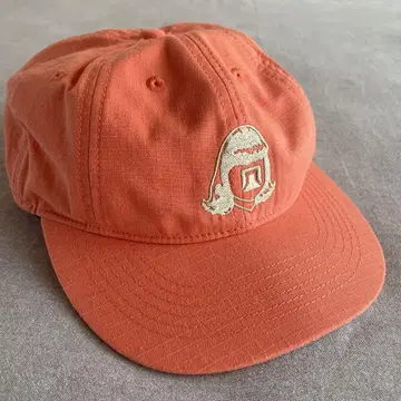 tacomafuji 살몬 핑크 자수 로고 캡