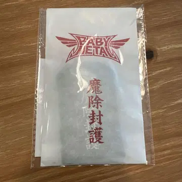 미개봉 새상품 K 아레나 회장 한정판 액막이 화이트 BABYMETAL