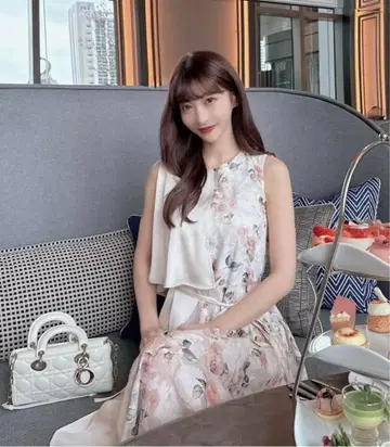 Riu Flower&marble dress