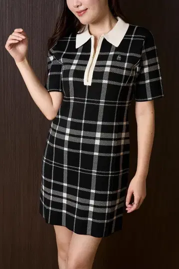 Her lip to Trois Logo Knit Mini Dress 블랙