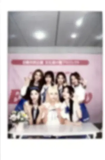 ICHILLIN 아이치린 전원 단체 폴라로이드 미공개 사인 없음