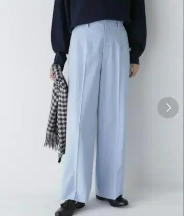 라이트 블루 와이드 팬츠