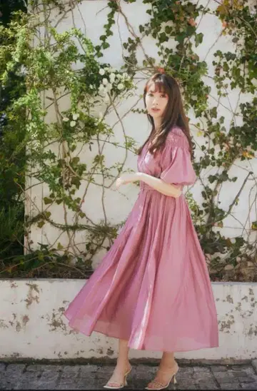 Herlipto Airy Volume Sleeve Dress M