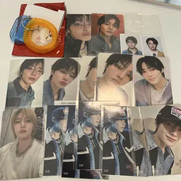 스키즈 아이엔 트레이딩 카드 소니뮤 라키도로 혜택 popup 사우나 키링